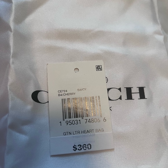 Coach heart crossbody - Picture 12 of 12